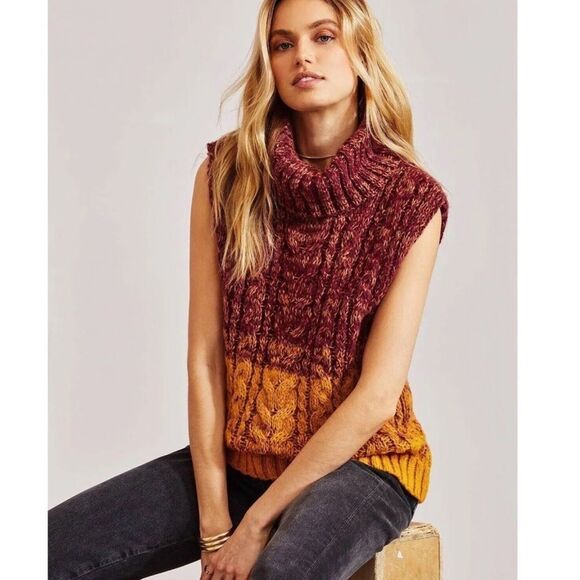 525 America Sweaters - NWT 525 AMERICA Cozy Ombre Cable Sweater Vest Size L